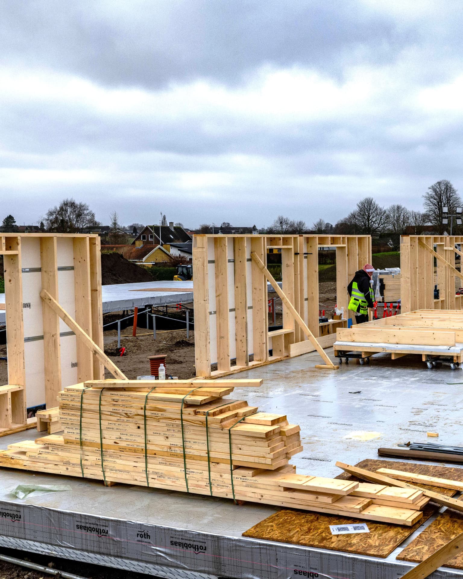 Terraced houses in Bakkekvarteret under construction with GoFrame™ timber frames