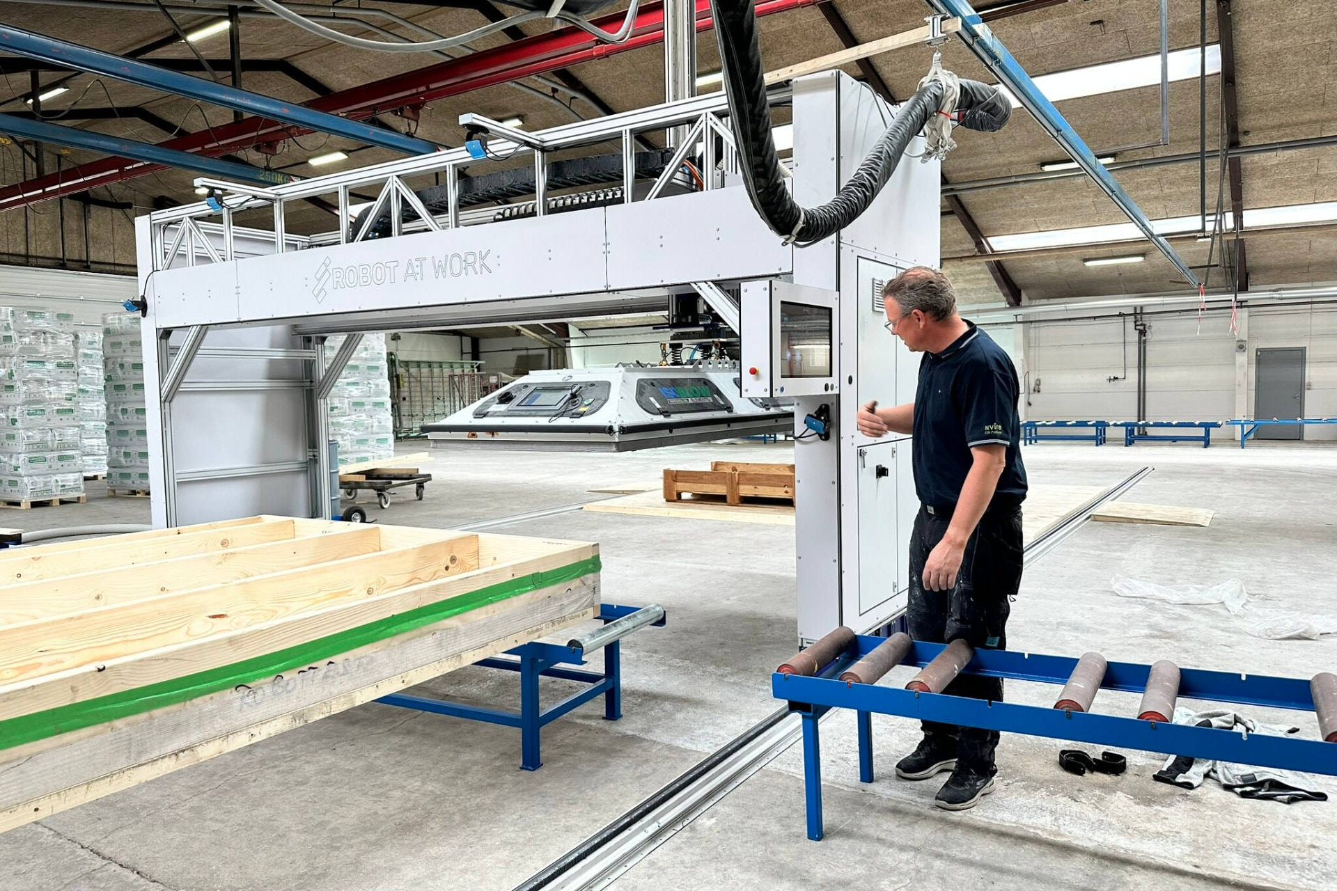 Gantio-isoleringsbro i drift hos Roust Element A/S